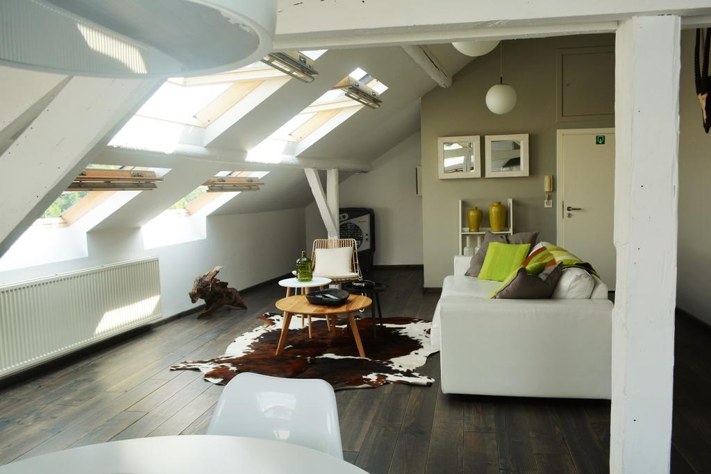 Entre Deux Pays Apartments سبا الغرفة الصورة